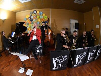 "Donatori di Musica": un grande varietà natalizio con il Nico Gori Swing 10tet