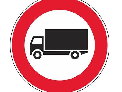 Divieto di transito per i mezzi pesanti sul viale Colombo fino a fine settembre