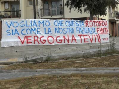 La rotatoria di Bonascola continua a essere una vicenda che lascia più domande che risposte, e che i cittadini conoscono fin troppo bene: la critica di Caffaz e Tosi