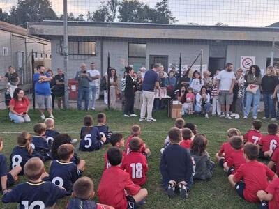 Tanti piccoli atleti, famiglie e società sportive hanno animato lo Stadio Quartiere in una giornata dedicata al calcio giovanile, alla condivisione e ai valori dello sport