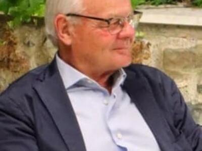 Va in pensione il direttore della Chirurgia breve delle Apuane Enrico Isoppi – il ringraziamento dell’Asl e dei colleghi