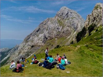 Il Parco Regionale delle Alpi Apuane pubblica un nuovo avviso pubblico volto a dare slancio a iniziative e attività che promuovano la sostenibilità e la valorizzazione del territorio.
