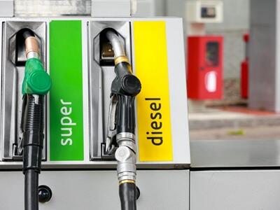 "Resa totale del governo sul caro carburante": la posizione di Rifondazione Comunista Massa Carrara