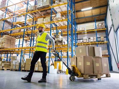 Santini Academy porta a Massa due nuovi percorsi formativi gratuiti per lavorare nella logistica e negli acquisti