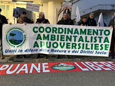 &quot;Il parco che non c&#039;è&quot;: la contestazione degli ambientalisti del 25 novembre sotto la sede del Parco delle Apuane