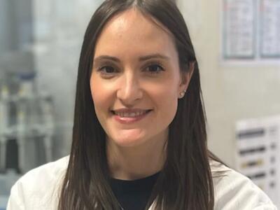 La dottoressa  e ricercatrice carrarese Margherita Ambrosini  dell’Istituto Nazionale Tumori di Milano vince  il X “Premio S.O.S.”   dell’associazione bergamasca “Solidarietà in Oncologia e Sociale ODV”