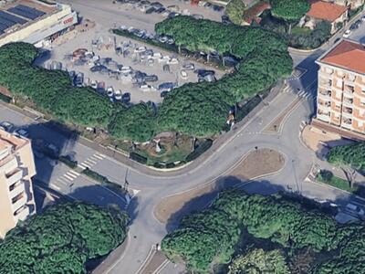 Avenza o Imola? Quando la notte trasforma le strade del quartiere in una pista da corsa