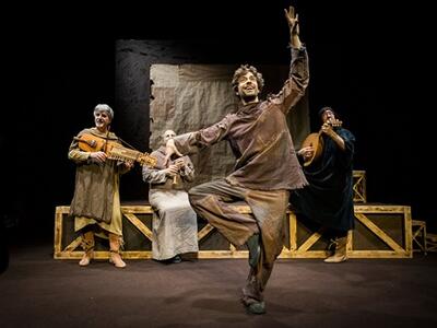 Teatri comunali a Massa : spettacoli, incontri con il pubblico e visite guidate per raccontare il teatro alla città