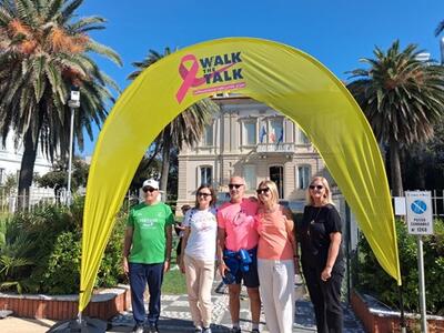 Oltre 300 persone si sono ritrovate sabato 3 ottobre a Massa per partecipare alla camminata “Women Walk The Talk”.