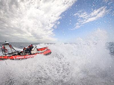 Pesca sportiva e nuova normativa: la Guardia Costiera di Marina di Carrara al fianco degli appassionati. Controlli in mare e Uffici disponibili per aiutare tutti a mettersi in regola