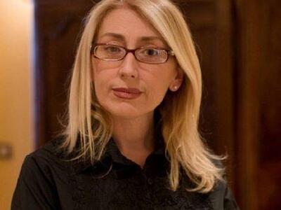 Nasce l'Associazione Amici di Papa Francesco: la scrittrice aullese Marina Pratici  guida il l Premio dedicato all'indimenticato Pontefice