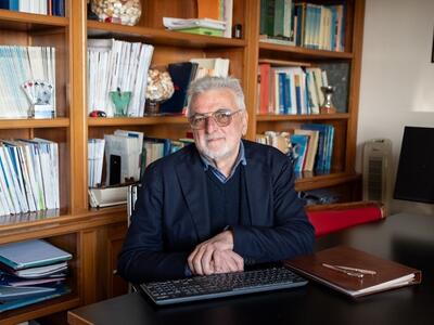 Alberto Nardi Perna, sindaco di Montignoso, interviene in merito ai fatti avvenuti nella notte tra il 25 e il 26 giugno: "Episodio gravissimo che non può e non deve trovare spazio nella nostra comunità"