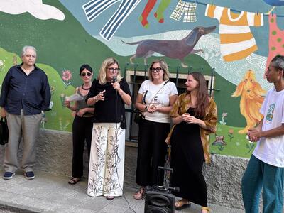Inaugurato il murale sul fabbricato Erp di via Beccheria a Carrara