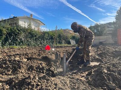 Esercito: neutralizzata la bomba da mortaio &quot;fumante&quot; rinvenuta a Montignoso