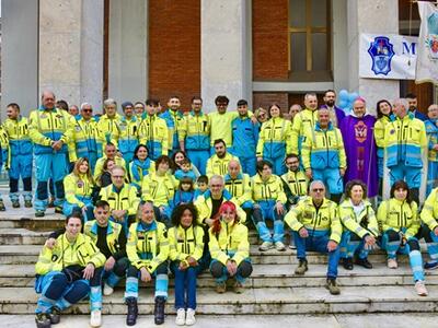 Nuovo servizio gratuito per gli anziani a Carrara: la Misericordia di Massa li accompagnerà a fare la spesa, in farmacia e dal medico