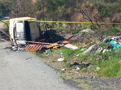 Pulmino abbandonato da mesi nel Candia: parte l'esposto alla Forestale di Italia Nostra Massa Montignoso
