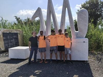 Athletic Team Massa Carrara ringrazia lo scultore Marco Alberti per l'invito all'inaugurazione del "Battito dello Stelvio"