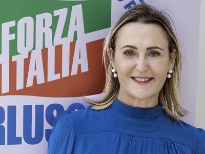 Massa,  On. Deborah Bergamini, vicesegretario nazionale di Forza Italia: "Inaccettabili scritte contro Giorgia Meloni. Solidarietà a premier"