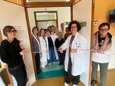 Nuovi arredi per il DH oncologico di Pontremoli grazie all'associazione "Il volto della speranza"