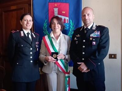 Il Maresciallo Maggiore Gabriella Illuzzi lascia la stazione carabinieri di Pontremoli