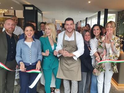 Aurea - Pastry House: la pasticceria d'autore di Damiano Carrara ha aperto a Marina di Massa