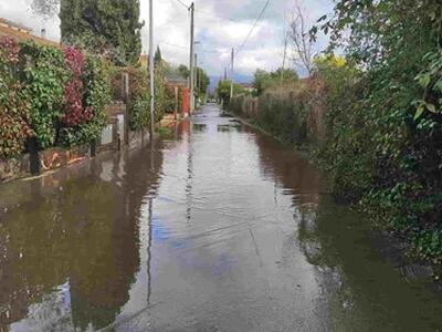 Marina di Carrara, via dei Corsi impraticabile: la denuncia di Rossella Lera di Patto per il Nord Toscana