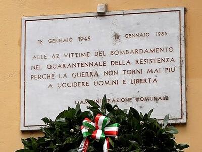 18 gennaio 1945, bombe al fosforo su via Groppini: il comune di Carrara commemora la strage di 65 civili