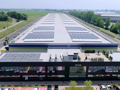 Poste Italiane - installati impianti fotovoltaici sugli uffici postali per il risparmio energetico a Montignoso e a Pontremoli