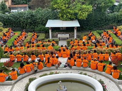 Giovani e festival, il tempo corre: ultima chiamata. Scadenze per magliette azzurre, arancioni e concorso