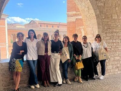 Marmo e carta: la creatività unisce Carrara a Fabriano, l&#039;esperienza di C/Art protagonista al meeting delle città Unesco