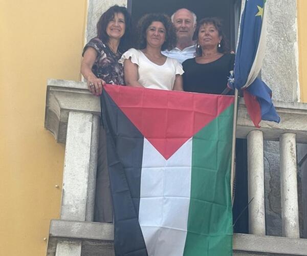 "Lorenzetti usa le istituzioni per la sua campagna elettorale. Palazzo Ducale non è la sua vetrina elettorale": la critica di Fratelli d'Italia Massa Carrara
