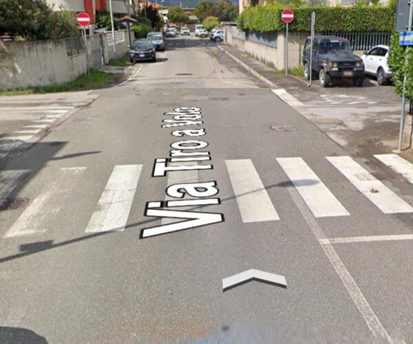 Vent'anni di incuria e di degrado totale in via Tiro a Volo a Marina di Carrara: per la Lega è il simbolo del fallimento gestionale dell'amministrazione Arrighi