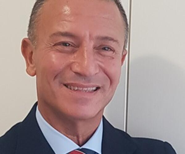 Arrighi dà ragione alle critiche dei sindacati sulla sanità ma da tre anni non fa nulla: la critica del consigliere Mirabella