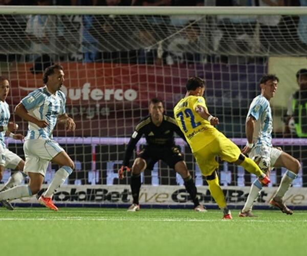La Carrarese ci prova ma cade 2-1 contro la Virtus Entella, svanisce il sogno playoff