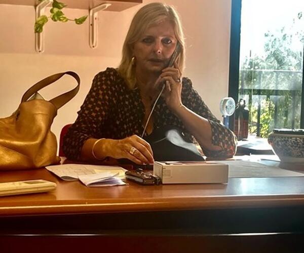 Crudeli, risentita, attacca Bernardi per la vicenda  SEN ma non entra nel merito della proposta fatta dalla proprietà per risolvere il problema delle 50 famiglie a rischio sfratto