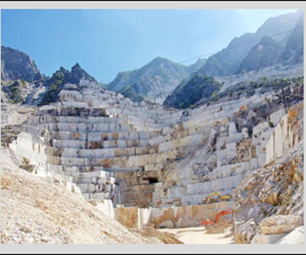 Legambiente Carrara: "Più occupazione con più filiera e chiusura delle cave fuorilegge"