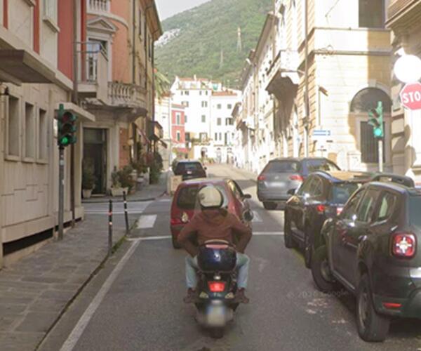Attenzione! Dall'8 maggio si esce da Carrara solo da Via Carriona e cambiano molti sensi di marcia tra via Cavour e Corso Rosselli