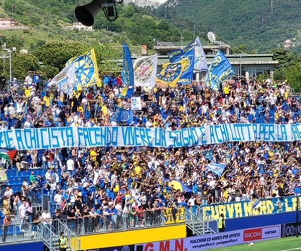 Una grande Carrarese domina lo scontro diretto casalingo contro il Cesena ma non va oltre allo 0-0