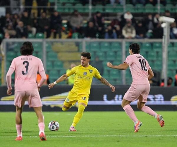 Trasferta disastrosa per la Carrarese: perde 5 a 0 in casa del Palermo