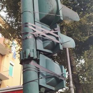 semaforo largo viale roma 1