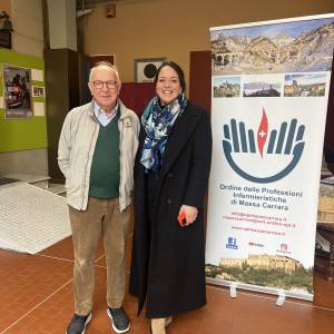 Foto due Il presidente Fondazione  con Rebecca del Re Ordine Infermieri-min