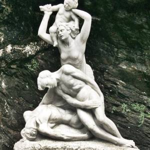 monumento 13