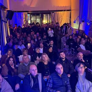 e2542462-a452-4517-b2e2-30d4e15114f5