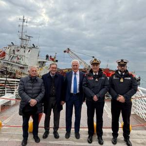 Rimozione motonave GUANG RONG - Foto 2