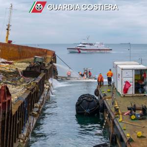 Rimozione motonave GUANG RONG - Foto 4