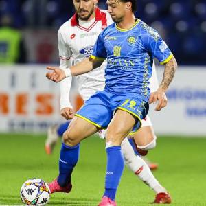 902492b8-1a6e-4199-9f44-a7b54003d303