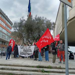 8f1a4cf5-2c02-4937-aa42-b050ad897abc