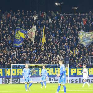 cbe0701e-aeb8-42e5-949d-dec622c63630