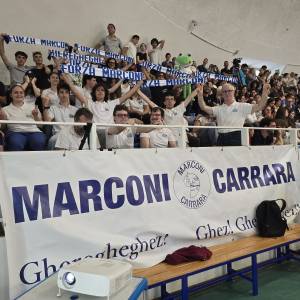 foto tifosi Maconi durante le finali